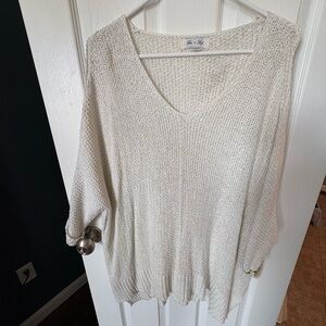 She + Sky Cream V-Neck Loose Knit Sweater